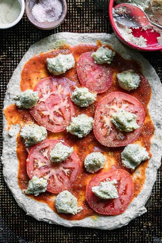 Clams Pizza