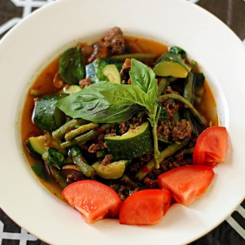 Spring Onion Hariyali Stew