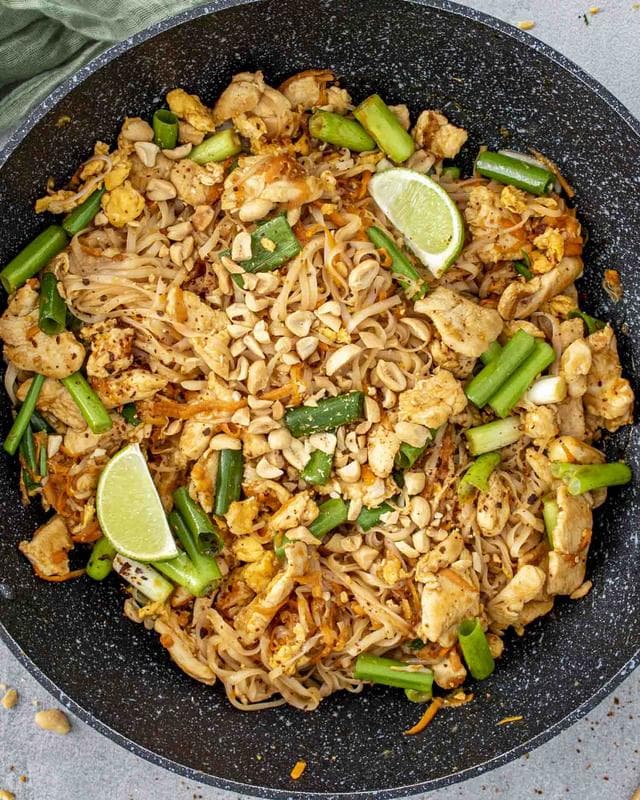 Pineapple Pad Kee Mao
